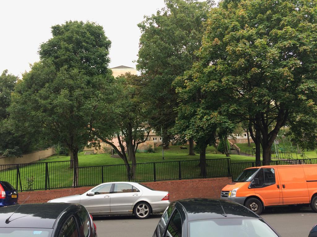 Premier - Crathie View Apartment Glasgow Luaran gambar